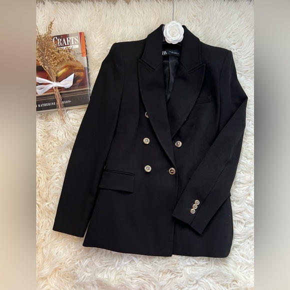 🔥NWT ZARA🔥Tailored Double Breasted Black Blazer - Picture 3 of 12